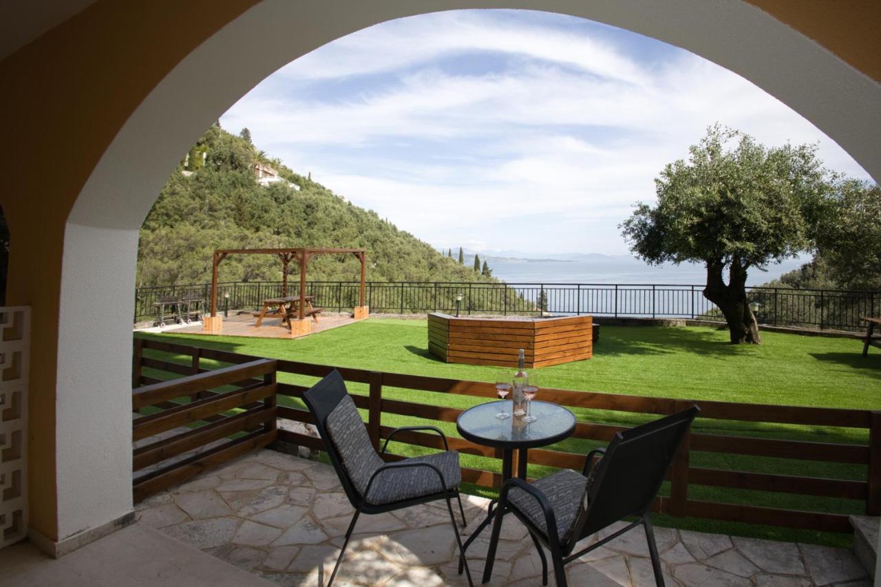 Silent Bay Apartments Katávolos エクステリア 写真