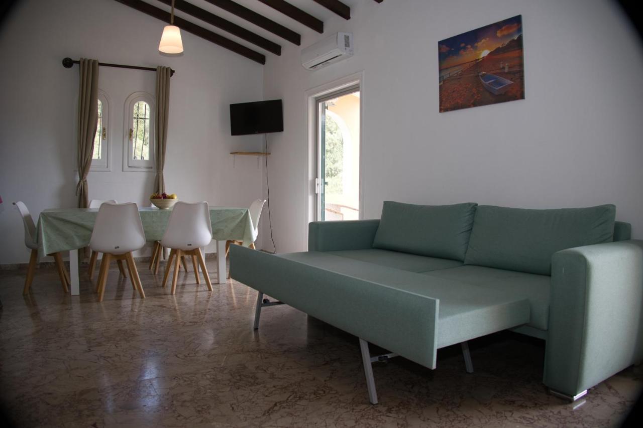 Silent Bay Apartments Katávolos エクステリア 写真