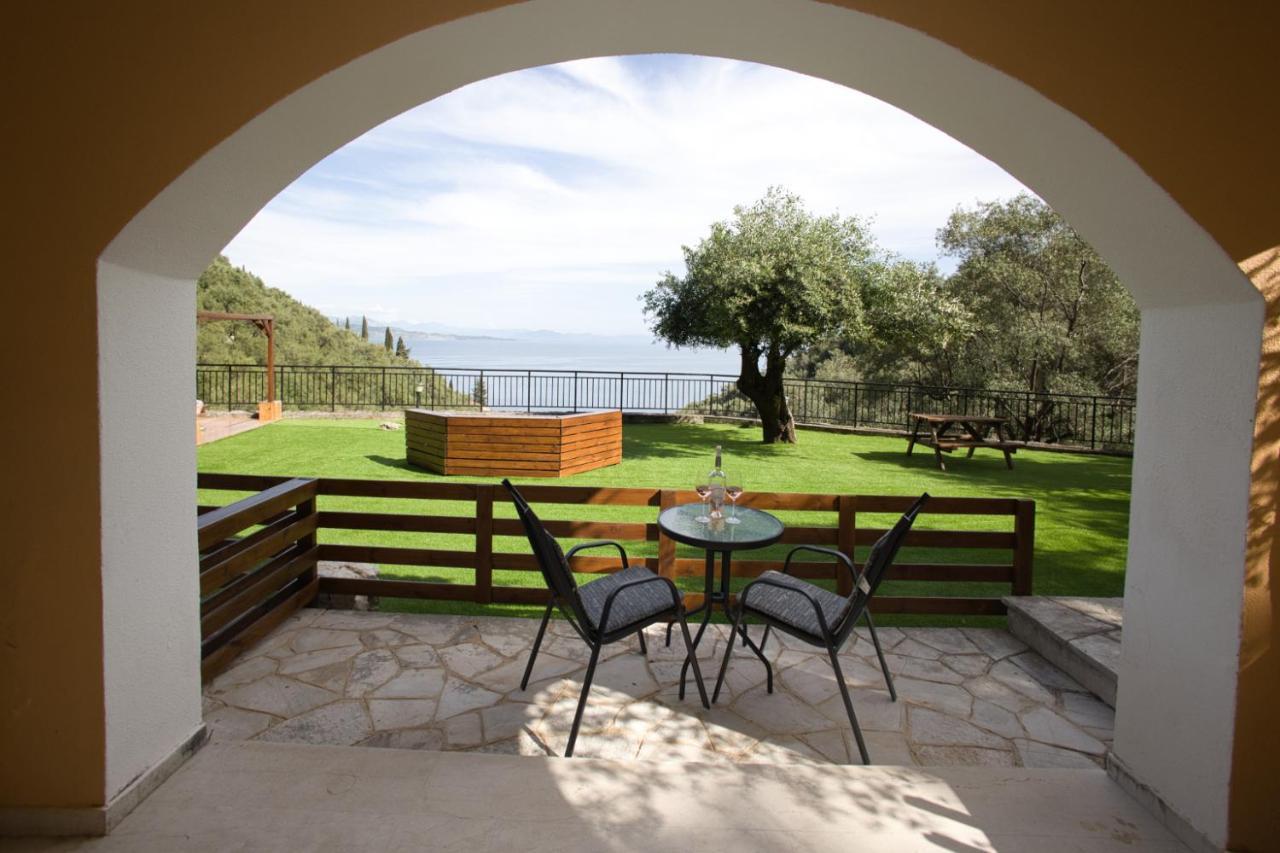 Silent Bay Apartments Katávolos エクステリア 写真